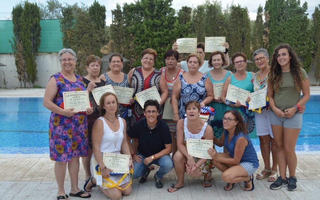 Entrega de Diplomas Cursos Natación Terapéutica Verano 2016 1