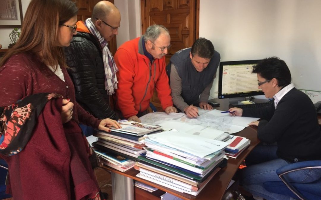 Reunión de la Alcaldesa con Técnicos de la Excma. Diputación Provincial de Córdoba 1