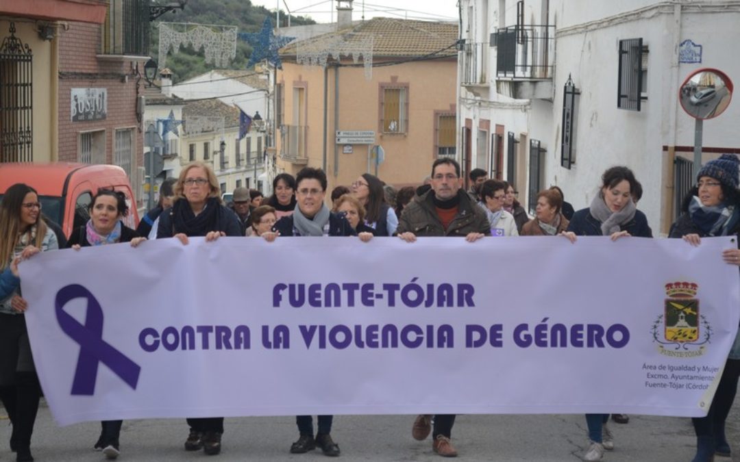 Fuente-Tójar conmemora el Día Contra la Violencia de Género con la Primera Marcha por las calles del municipio 1