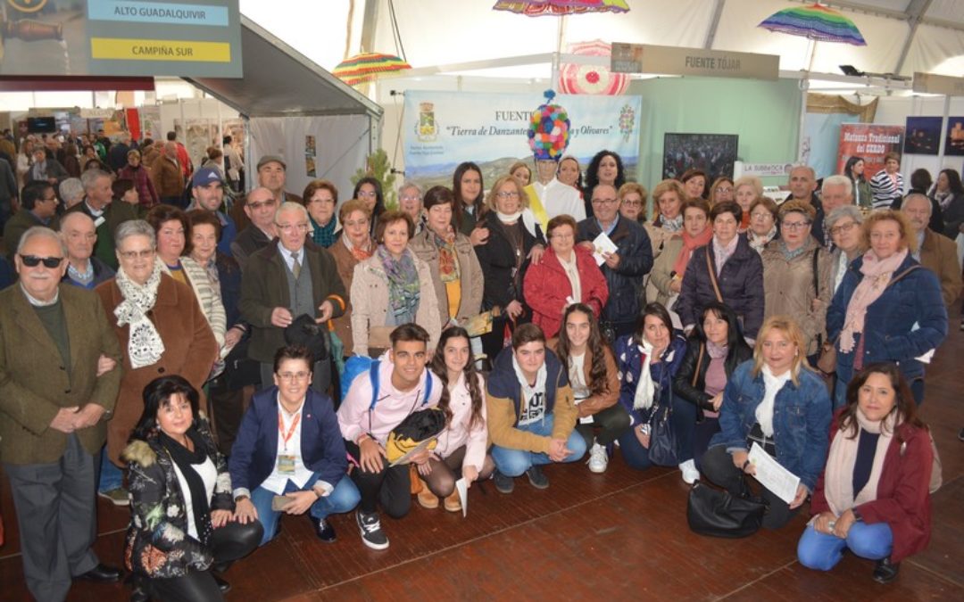 Tojeños y tojeñas visitan la Feria de los Municipios a través del viaje organizado desde la Delegación de Turismo del Ayuntamiento